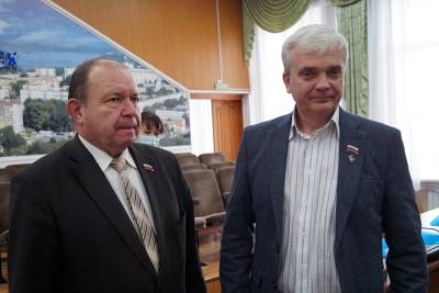 Спикер горсовета Бердска заявил, что после выборов улицу жителям можно не ремонтировать - tayga.info - Россия - Бердск