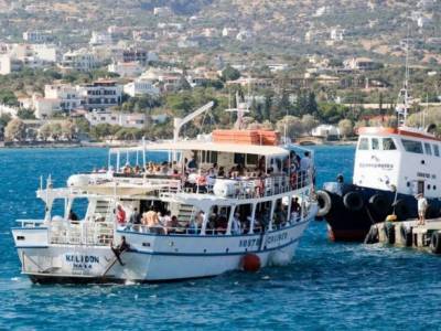 Близ греческого острова Милос затонуло судно под британским флагом: пассажиров спасли - unn.com.ua - Украина - Киев - Греция - Birmingham