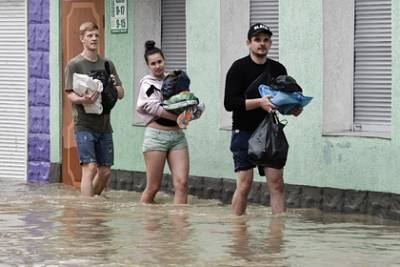 Власти предупредили жителей крымского города о возможной эвакуации - lenta.ru - Крым - Керчь