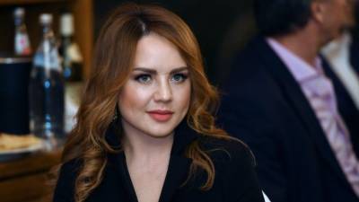 Представитель МакSим раскрыл детали состояния певицы - 5-tv.ru