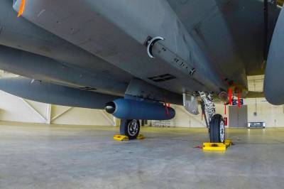 F-15 ВВС США впервые сбил дрон с помощью ракеты AIM-120 и инфракрасной системы наведения - topwar.ru - США