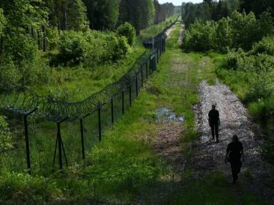 Кай Каллас - Латвия отправила спецбатальон полиции на границу с Беларусью - gordonua.com - Украина - Белоруссия - Эстония - Литва - Латвия