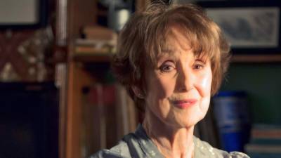 Умерла звезда британского сериала "Шерлок" Уна Стаббс - vchaspik.ua - Украина - Англия - Шотландия