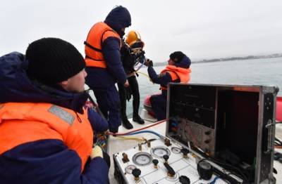 Владимир Солодов - Глубоководная техника приступила к обследованию озера на Камчатке, где упал вертолет - interfax-russia.ru
