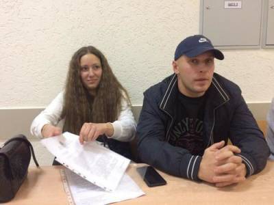 Семье политических активистов из Пскова дали 10,5 лет и 11 лет лишения свободы по делу о наркотиках - argumenti.ru - Псков