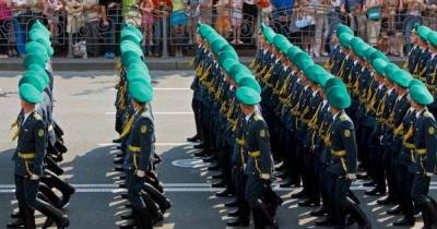 В праздничном параде на Крещатике поучаствуют солдаты из Чехии - dsnews.ua - Украина - Киев - Чехия
