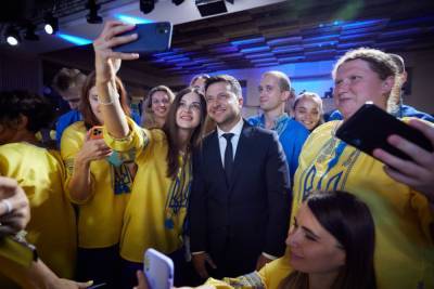 Владимир Зеленский - Супруги Зеленские провели украинскую сборную на Паралимпийские игры в Токио - vchaspik.ua - Украина - Токио