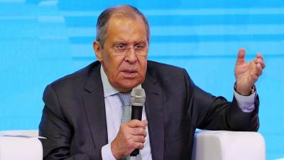 Владимир Зеленский - Сергей Лавров - Лавров отреагировал на призыв Зеленского уехать русским из Донбасса - iz.ru - Россия - Украина - Израиль