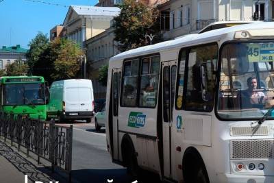 Роман Старовойт - Виктор Карамышев - В Курске после взрыва в Воронеже проверят безопасность автобусов - chr.mk.ru - Воронеж - Курская обл. - Курск