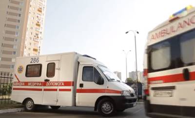 Авто сбило детей в Одессе, фото: "Переходили дорогу" - politeka.net - Украина - Киев - Одесса - Одесская обл.