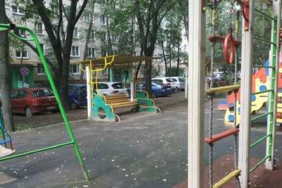 На северо-востоке Москвы нашли новорожденного ребенка в пакете - runews24.ru - Москва - Россия