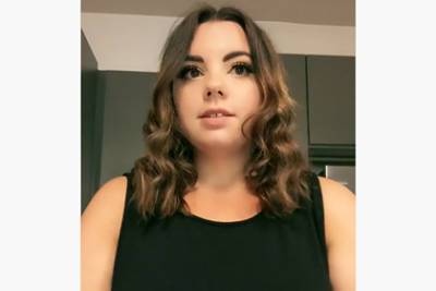 Полную женщину не пустили на вечеринку из-за лишнего веса - lenta.ru