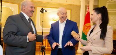 Дмитрий Гордон - Александр Лукашенко - Гордон: «Лукашенко сошел с ума и сдал двух президентов» - politnavigator.net - Россия - Украина - Киев - Белоруссия