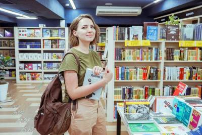 Дружить томами: как жительница Воронежа популяризирует чтение через книжные обмены - gorcom36.ru - Воронеж