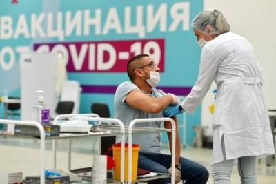 Николай Крючков - Иммунолог указал на закрытость в РФ данных о побочных эффектах после вакцинации - govoritmoskva.ru - Москва - Россия - Китай - США