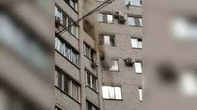 В Воронеже загорелась квартира на 7 этаже жилого дома: появилось видео - vestivrn.ru - Воронеж
