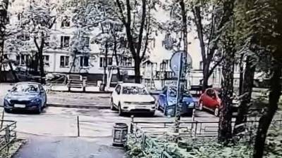 Бросившая младенца в Москве женщина имеет еще двух детей - vm.ru - Москва - Россия - Киргизия