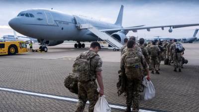 Борис Джонсон - Бен Уоллес - Британские военные начали развёртывание в Афганистане для эвакуации граждан - russian.rt.com - Англия - Афганистан