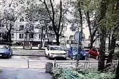 Иван Соловьев - Юрист раскрыл наказание для бросившей младенца в пакете на лавке матери - lenta.ru - Москва - Россия