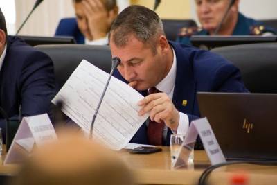 Суд взыскал с полного тёзки сити-менеджера Сапожникова 115 тыс. руб. долга - chita.ru - Чита