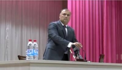 Конфликт главы Ховалинга с подчиненными: руководитель аппарата ушел в отставку - dialog.tj - Таджикистан