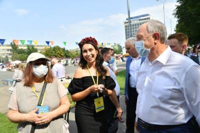 Валерий Радаев - В пятницу, 13-го губернатор Радаев обошёл в Саратове выставку, цирк и набережную - saratov.mk.ru - Саратовская обл. - Саратов