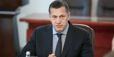 Юрий Трутнев - Трутнев потребовал скоординировать работу по тушению лесных пожаров в Якутии - ruposters.ru - Россия - респ. Саха - окр. Дальневосточный