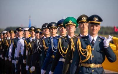 В параде в Киеве примут участие пять тысяч военных - korrespondent.net - Украина - Киев