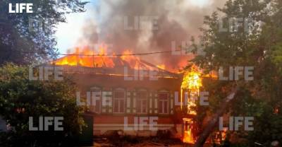 В центре Оренбурга несколько часов полыхает пожар, есть пострадавшие - reendex.ru - Оренбург