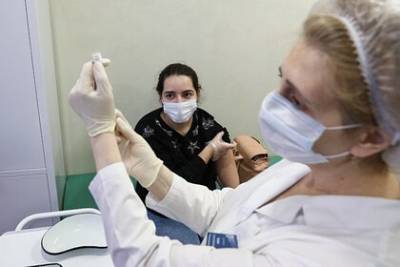 Российские бизнесмены рассказали о вакцинации сотрудников - lenta.ru - Россия