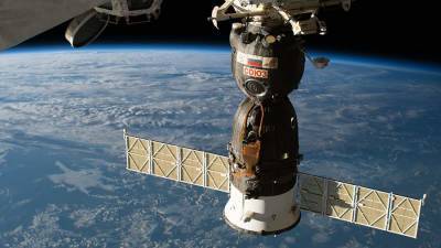 Дмитрий Рогозин - В «Роскосмосе» не стали обвинять астронавта NASA в повреждении «Союза» - iz.ru - Израиль - Twitter
