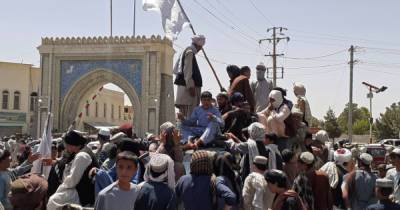 Власти Афганистана сдают Кабул талибам: боя не будет (ВИДЕО) - dsnews.ua - Украина - Афганистан - Kabul - Талибан - Кабул