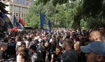 Андрей Билецкий - Нацкорпус собирается продолжить протесты под ОП - hubs.ua - Украина