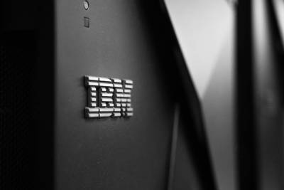 Техгигант IBM позволит вакцинированным сотрудникам вернуться в офис с сентября - epravda.com.ua - США - Украина - Reuters