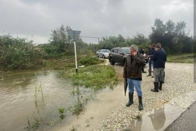 В Анапе продолжают устранять последствия обрушившегося на Черноморское побережье циклона - kuban.mk.ru - Анапа - Краснодарский край