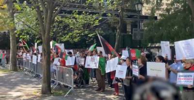 Афганская диаспора в США устроила митинг против "Талибана" у штаб-квартиры ООН - reendex.ru - США - Нью-Йорк - Афганистан - Пакистан