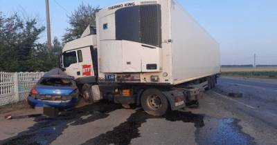 Два человека погибли в ДТП с грузовиком на трассе М5 "Урал" - ren.tv