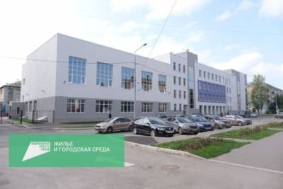Владимир Путин - Дмитрий Махонин - В Прикамье приёмка образовательных учреждений к учебному году завершена на 99 процентов - iskra-kungur.ru - Россия - Пермь - Пермский край