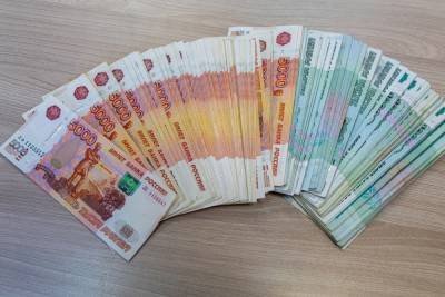 У жителя Омска мошенники выманили 1 миллион рублей на инвестиции - omsk.mk.ru - Россия - Омск - Омская обл.