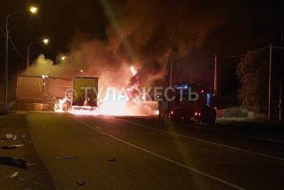 В Тульской области на трассе М-2 Крым столкнулись три фуры - tula.mk.ru - Крым - Тула - Тульская обл.