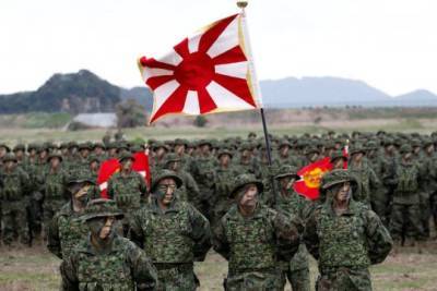 Есихидэ Суга - Нобуо Киси - Япония готовится к пересмотру оборонного бюджета - interaffairs.ru - Китай - США - Токио - Япония
