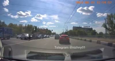 Семь протоколов и профилактические беседы: полиция отреагировала на свадебные танцы на проспекте Ленина - vgoroden.ru - Россия - Нижегородская обл. - Нижний Новгород