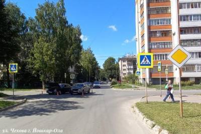 В воскресенье на дорогах Йошкар-Олы получили травмы четыре человека - mk.ru - респ. Марий Эл