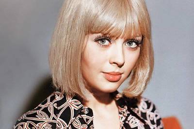 Ирина Азер. Про золотые слитки, съеденные тюльпаны и дядю Гошу Вицина - skuke.net - Тегеран
