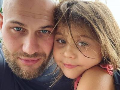 Оксана Самойлова - «Все мы немного Лея»: 6-летняя дочь Джигана собралась сесть на диету, но внезапно передумала - bloknot.ru - Греция