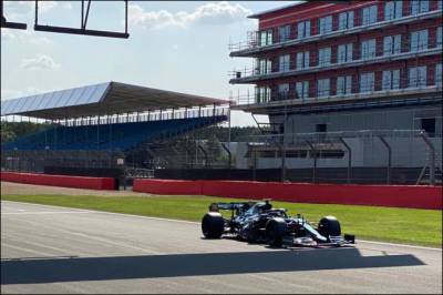 Aston Martin - Феттель считает, что 18-дюймовые шины ухудшают обзор - f1news.ru