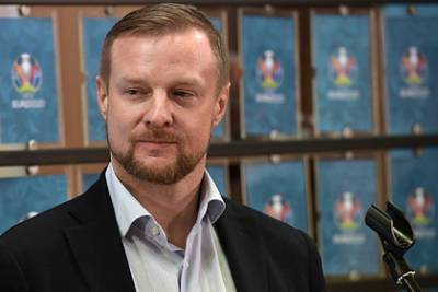 Артем Дзюбы - Валерий Карпин - Вячеслав Малафеев - Малафеев объяснил невызов Дзюбы в сборную России - lenta.ru - Россия