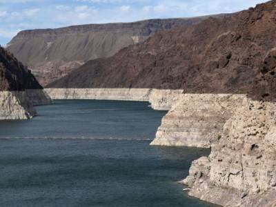 На огромном водохранилище в США – дефицит воды - unn.com.ua - США - Украина - Киев - Мексика - шт. Невада - шт. Аризона