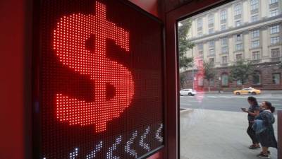 Доллар вырос на 12 копеек на фоне нефти ниже $70 за баррель - iz.ru - США - Израиль