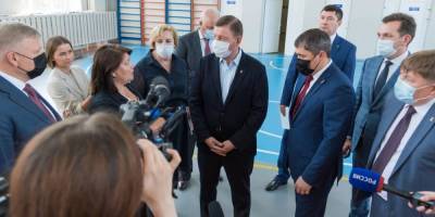 Андрей Турчак - Турчак: "Единая Россия" запускает проект "Школа" по оценке готовности всех школ в стране к новому учебному году - ruposters.ru - Россия - Пермь